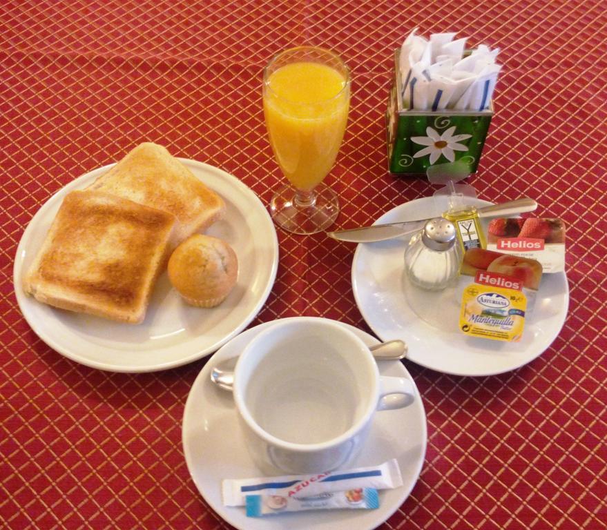 شقوبية Hostal Don Jaime II المظهر الخارجي الصورة