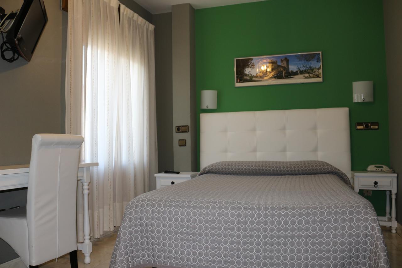 شقوبية Hostal Don Jaime II المظهر الخارجي الصورة