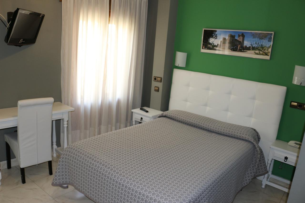شقوبية Hostal Don Jaime II المظهر الخارجي الصورة
