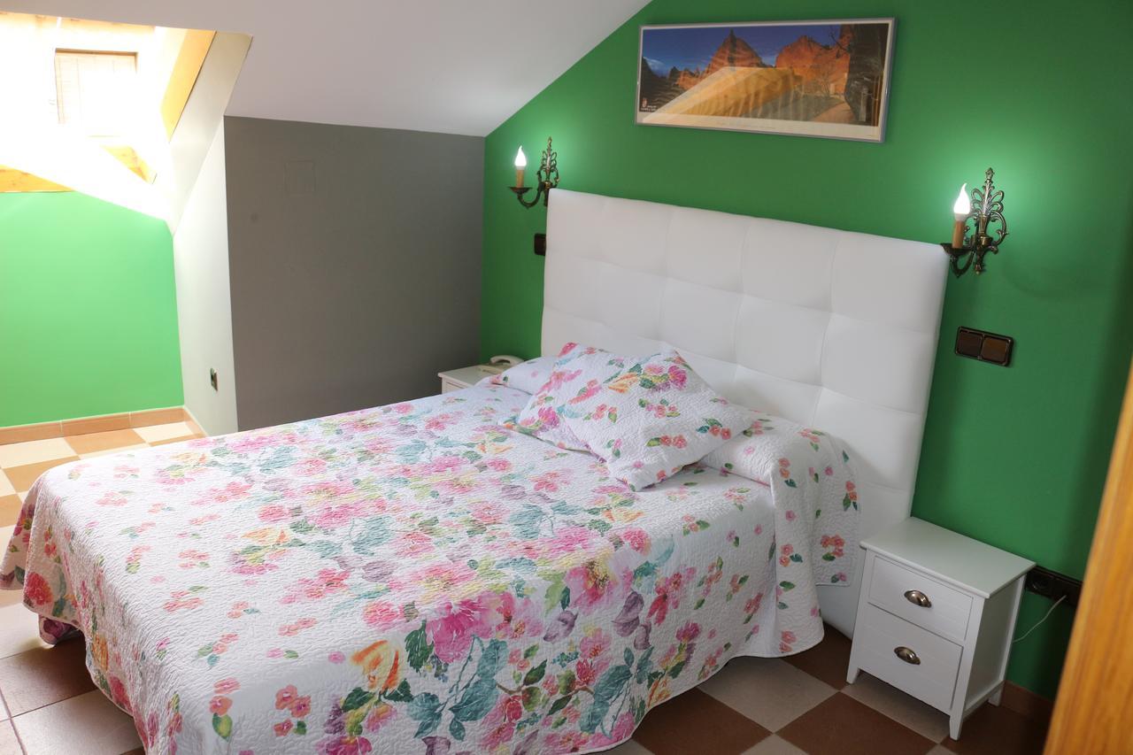 شقوبية Hostal Don Jaime II المظهر الخارجي الصورة