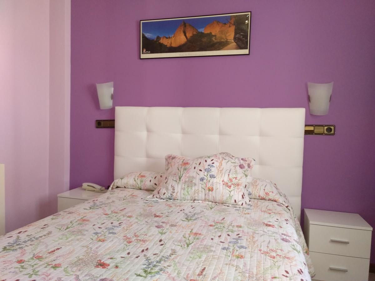 شقوبية Hostal Don Jaime II المظهر الخارجي الصورة